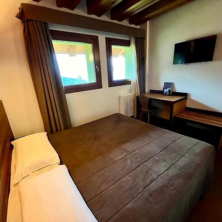Hotel La Chance ピーラ エクステリア 写真